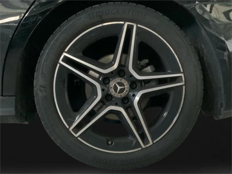 Mercedes-Benz Clase A 180 Sedán