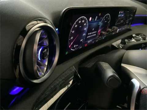 Mercedes-Benz Clase A 180 Sedán