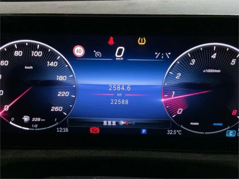 Mercedes-Benz Clase A 180 Sedán