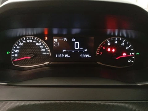 Peugeot 208 BlueHDi 73kW (100CV) Active