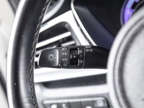 Kia Niro 1.6 GDi HEV 104kW (141CV) Drive Kia Niro 1.6 GDi HEV 104kW (141CV) Drive