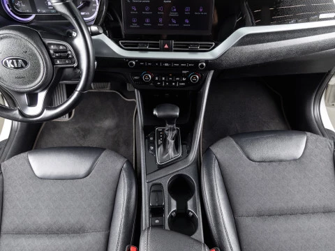 Kia Niro 1.6 GDi HEV 104kW (141CV) Drive Kia Niro 1.6 GDi HEV 104kW (141CV) Drive