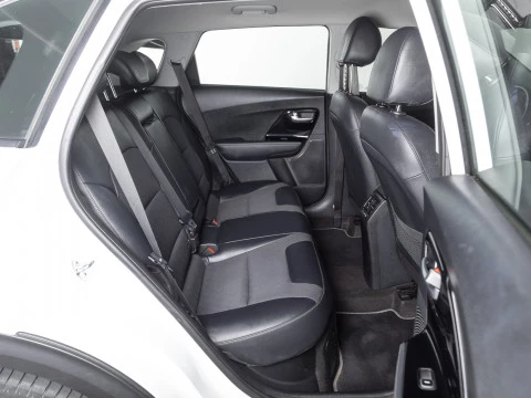 Kia Niro 1.6 GDi HEV 104kW (141CV) Drive Kia Niro 1.6 GDi HEV 104kW (141CV) Drive