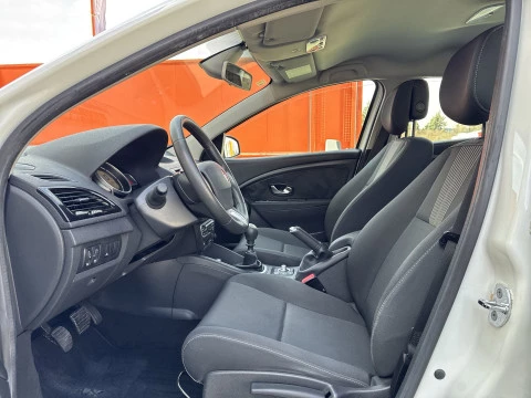 Renault Megane 1.6 SL Tom Tom 81 kW (110 CV)