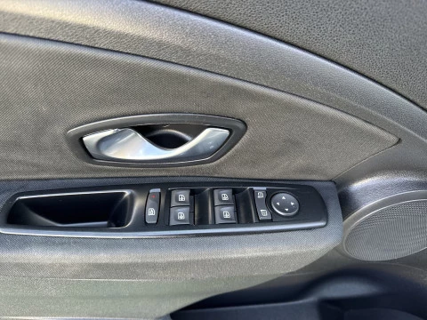 Renault Megane 1.6 SL Tom Tom 81 kW (110 CV)