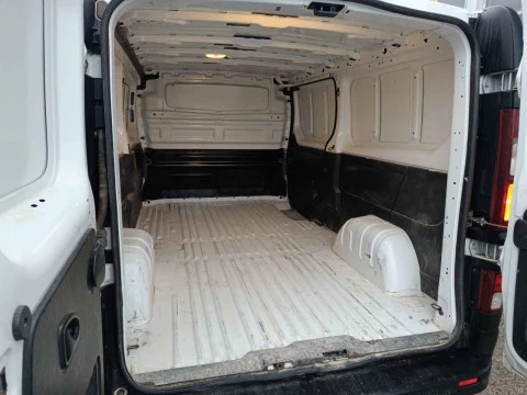 Nissan Primastar 2.0DCI 96KW GO L2H1 4P