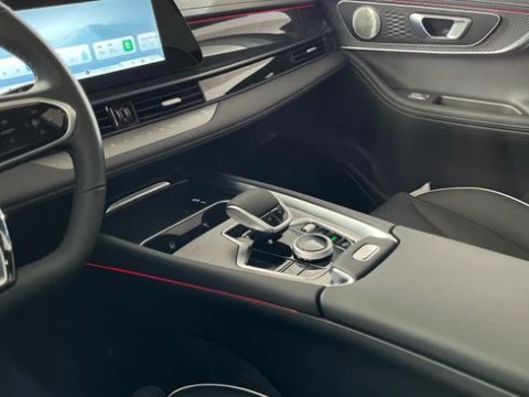 EBRO S700 1.5 TGDI PHEV Luxury E-CVT