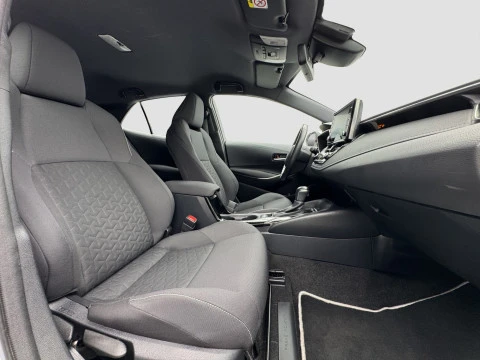 Toyota Corolla 1.8 125H ACTIVE TECH E-CVT