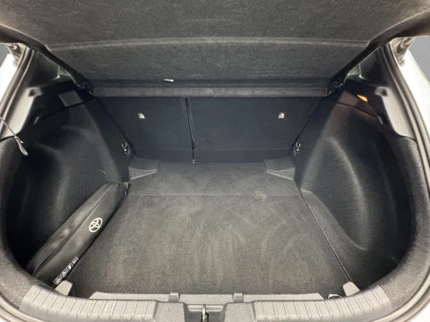 Toyota Corolla 1.8 125H ACTIVE TECH E-CVT