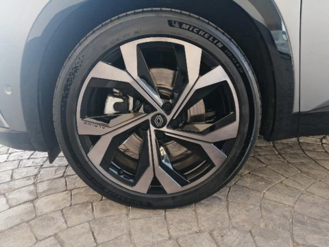 Renault Espace Techno E-Tech full hybrid 146kW 7p