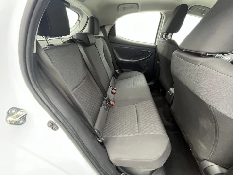 Toyota Yaris 1.5 120H Business Plus