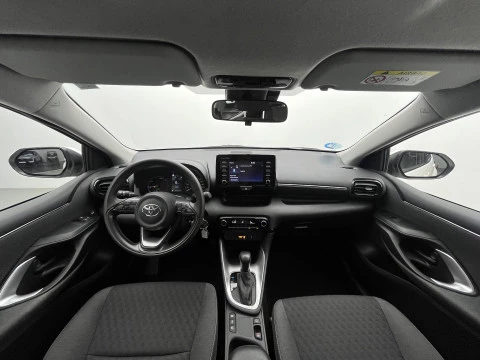 Toyota Yaris 1.5 120H Business Plus