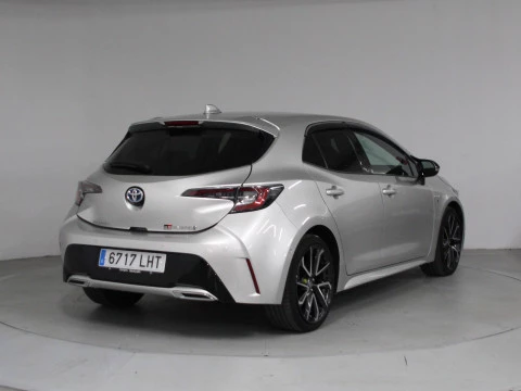 Toyota Corolla 2.0 180H ADVANCE E-CVT