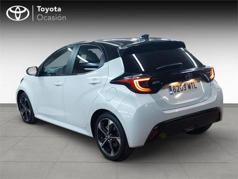 Toyota Yaris 130H 1.5 Premiere Edition