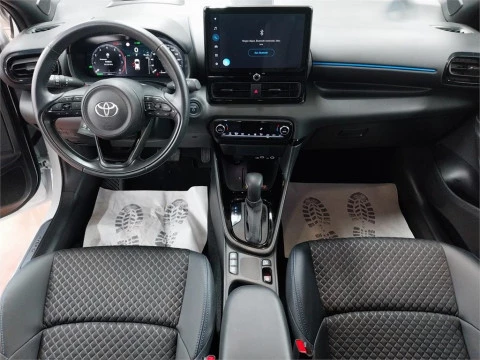 Toyota Yaris 130H 1.5 Premiere Edition