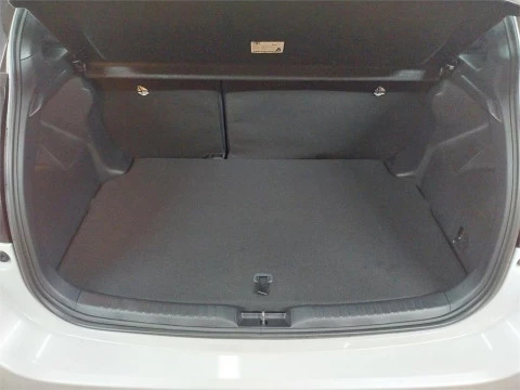 Toyota Yaris 130H 1.5 Premiere Edition