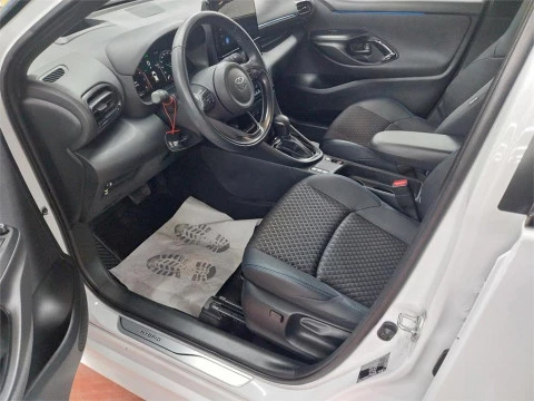 Toyota Yaris 130H 1.5 Premiere Edition