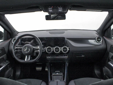 Mercedes-Benz GLA 200 DCT 163CV 5P