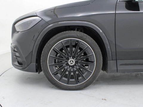 Mercedes-Benz GLA 200 DCT 163CV 5P