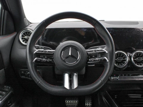 Mercedes-Benz GLA 200 DCT 163CV 5P