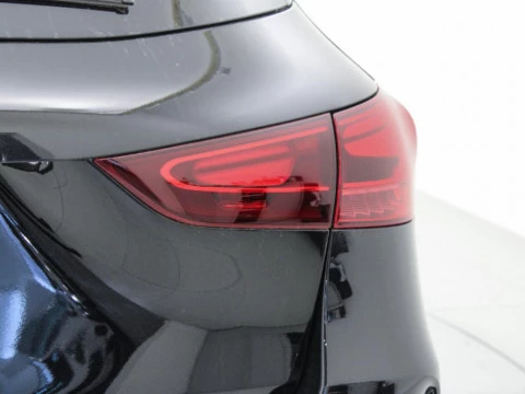 Mercedes-Benz GLA 200 DCT 163CV 5P