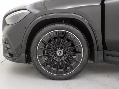 Mercedes-Benz GLA 200 DCT 163CV 5P