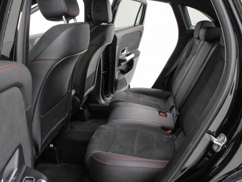 Mercedes-Benz GLA 200 DCT 163CV 5P