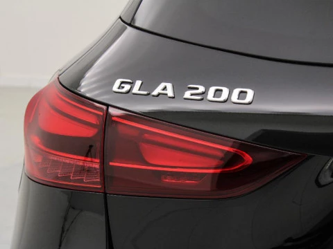 Mercedes-Benz GLA 200 DCT 163CV 5P