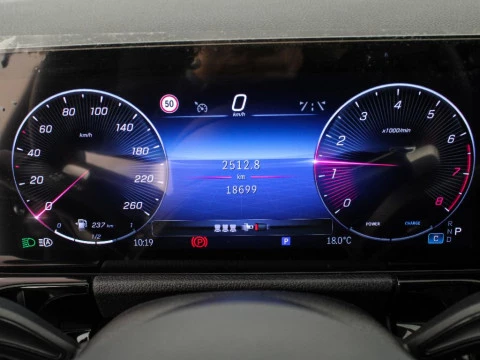 Mercedes-Benz GLA 200 DCT 163CV 5P