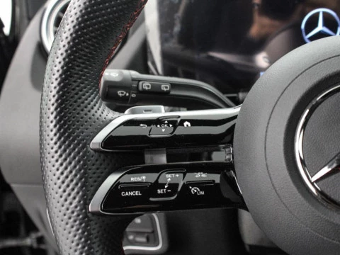 Mercedes-Benz GLA 200 DCT 163CV 5P