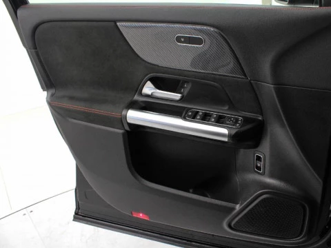 Mercedes-Benz GLA 200 DCT 163CV 5P