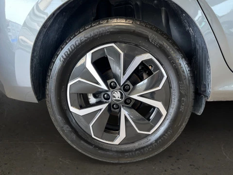 Skoda Kamiq 1.0 TSI 85KW (115CV) SELECTION