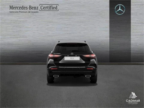Mercedes-Benz GLA 200 D
