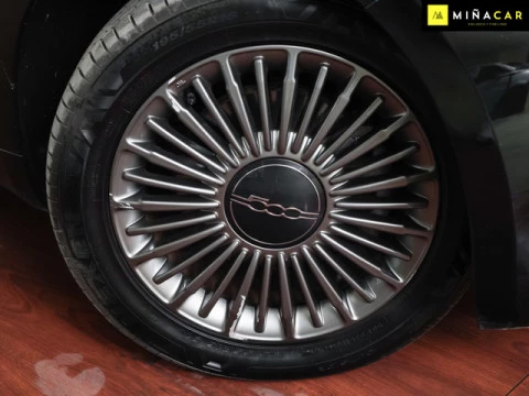 Fiat 500  Icon Hb 320km 85 kW (118 CV)