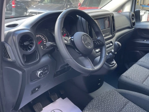 Mercedes-Benz Vito Vito 110 CDI Furgón Largo