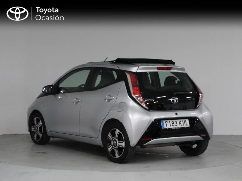 Toyota Aygo 1.0 70 x-sky