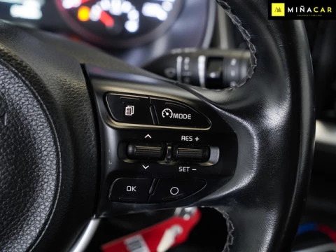 Kia Stonic 1.0 T-GDi MHEV iMT Concept 74 kW (100 CV)