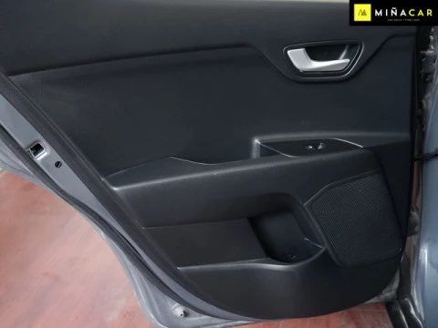 Kia Stonic 1.0 T-GDi MHEV iMT Concept 74 kW (100 CV)