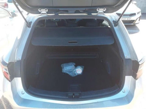 Toyota Corolla 1.8 125H ACTIVE E-CVT TOURING SPORT
