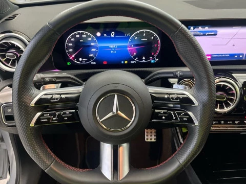 Mercedes-Benz Clase A 200 d Compacto