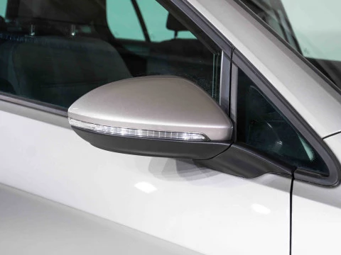 Volkswagen Golf Advance 1.5 TSI EVO 96kW (130CV) DSG