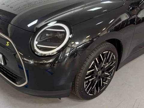 MINI Cooper SE 160 kW (218 CV)