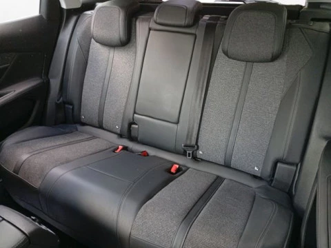 Peugeot 3008 Hybrid 225 e-EAT8 Allure