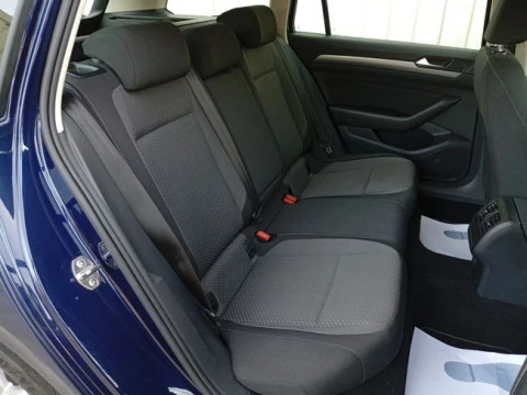 Volkswagen Passat Advance 1.6 TDI 88kW(120CV) DSG Variant