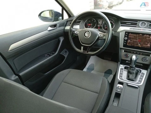 Volkswagen Passat Advance 1.6 TDI 88kW(120CV) DSG Variant