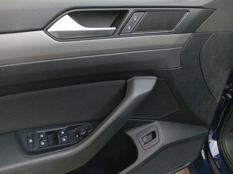 Volkswagen Passat Advance 1.6 TDI 88kW(120CV) DSG Variant