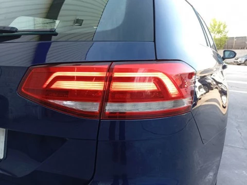 Volkswagen Passat Advance 1.6 TDI 88kW(120CV) DSG Variant
