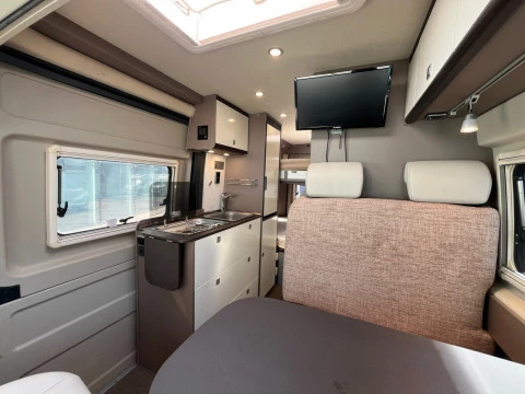 BURSTNER CITY CAR CITY 601