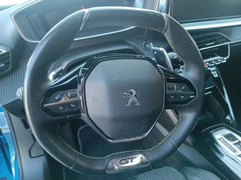 Peugeot 2008 GT BlueHDI 130 S&S EAT8