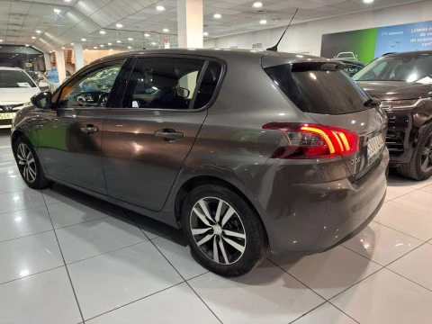 Peugeot 308 1.5 BLUEHDI S/S STYLE 130